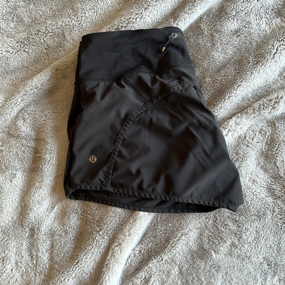 Lulu shorts